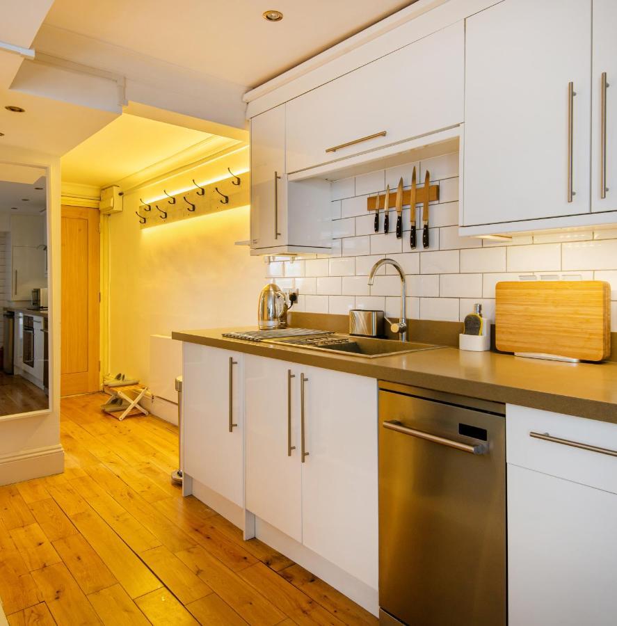 -Newly Refurbished- Stylish Apartment 5 Minutes From Station W Garden Brighton Kültér fotó